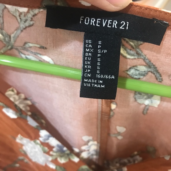 romper - Picture 2 of 3